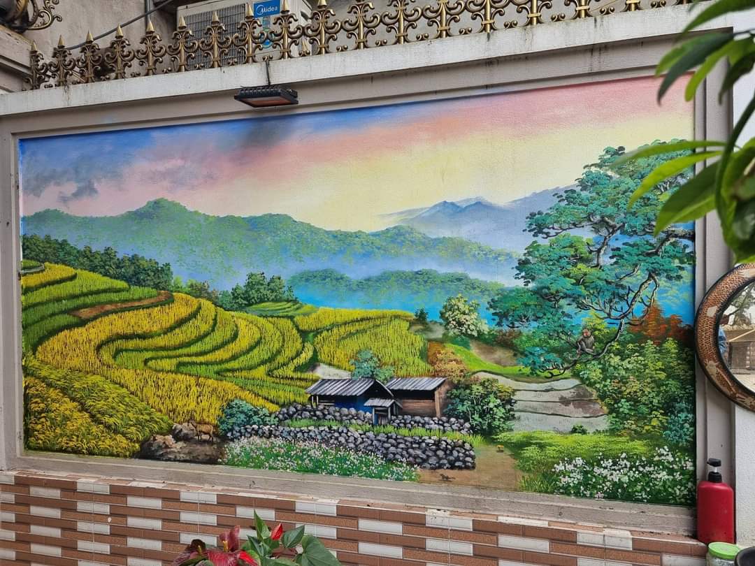 Vẽ tranh tường trăng trí nhà 