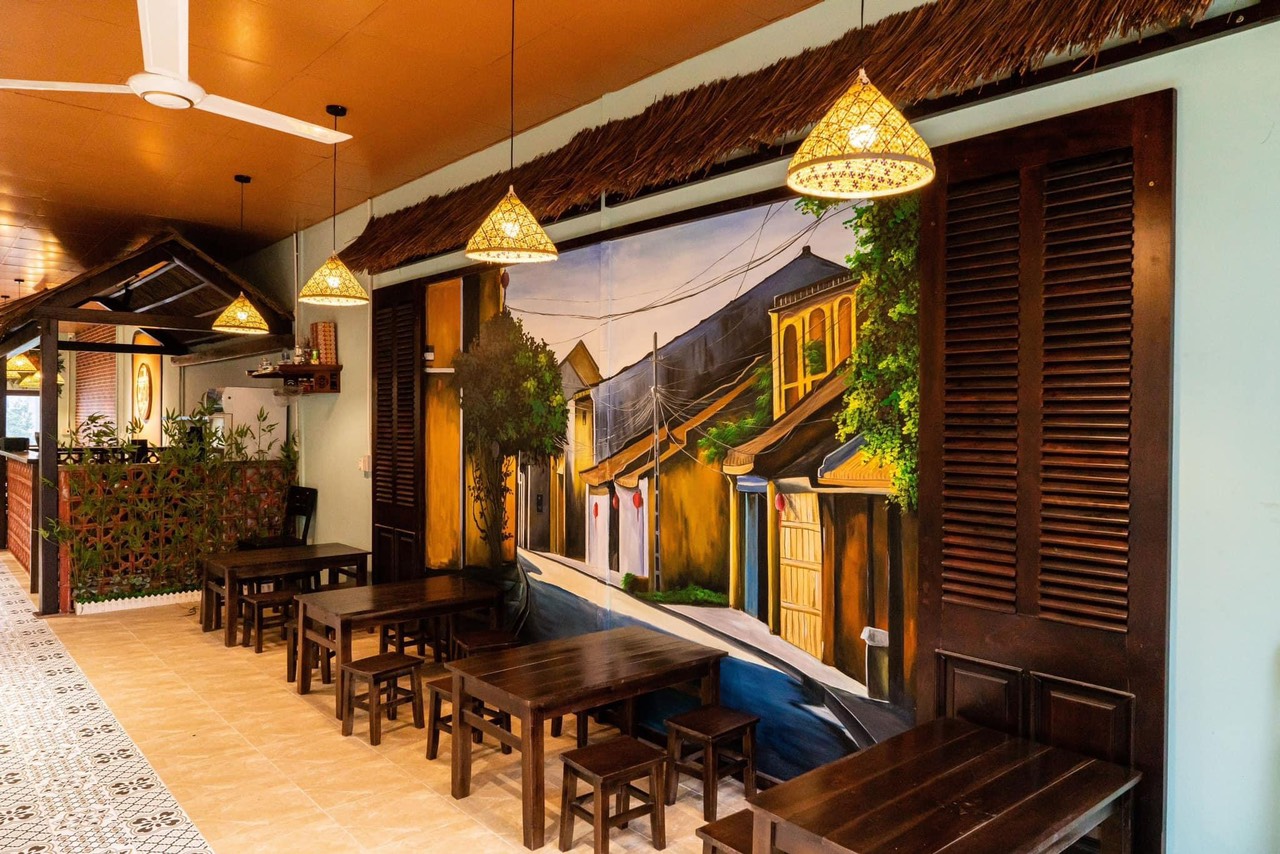 Vẽ tranh tường trang trí nhà hàng