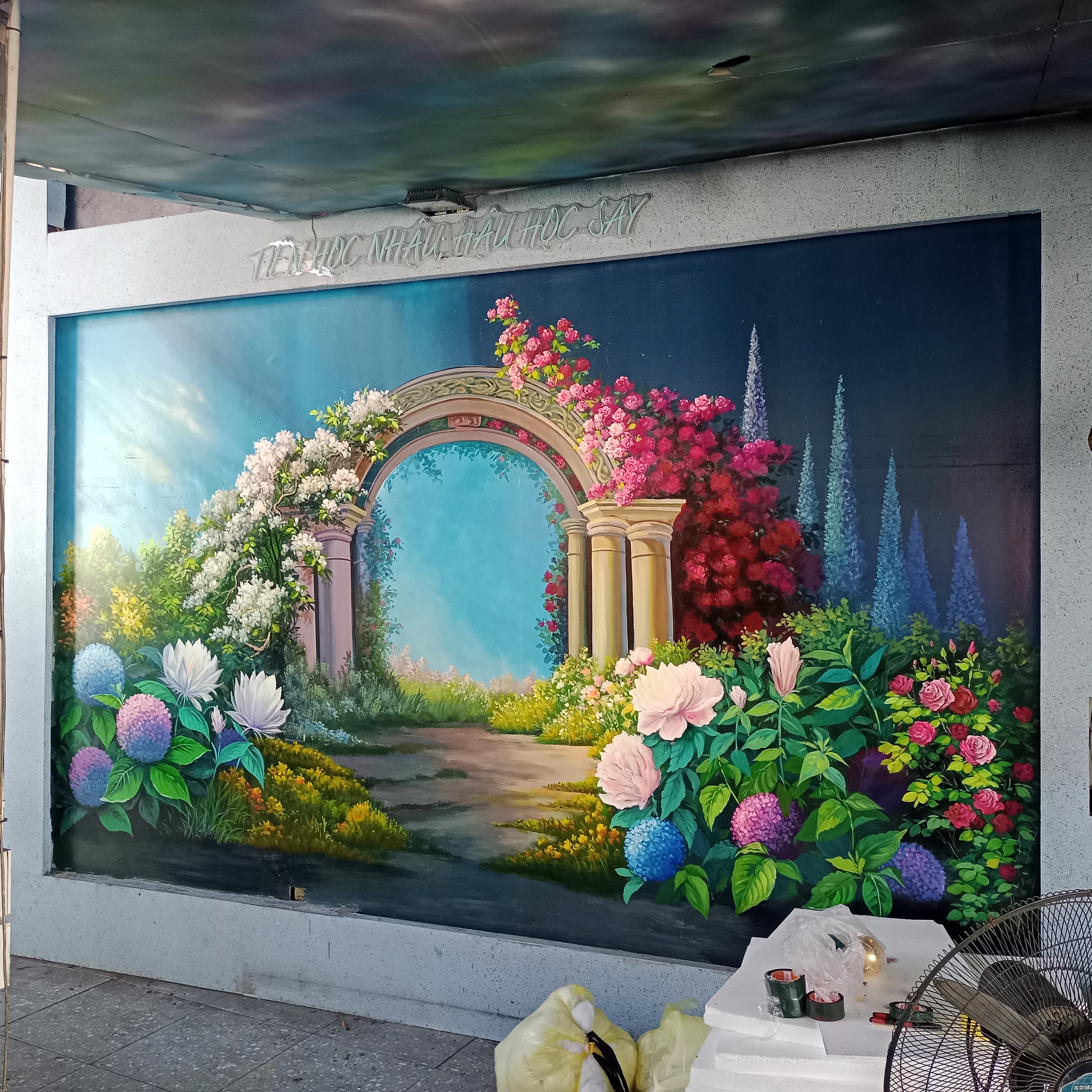 Tranh Tường Nhà Hàng,Không Gian Chụp Ảnh Đẹp